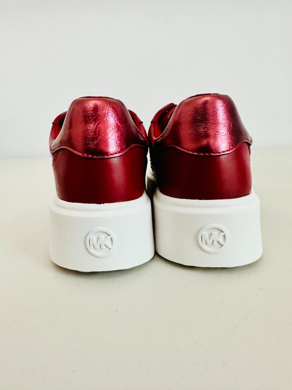 MICHAEL KORS ROMEY LACE-UP CHERRY RED CRYSTAL STUDDED FAUX LEATHER SNEAKERS 6.5M - Picture 4 of 11